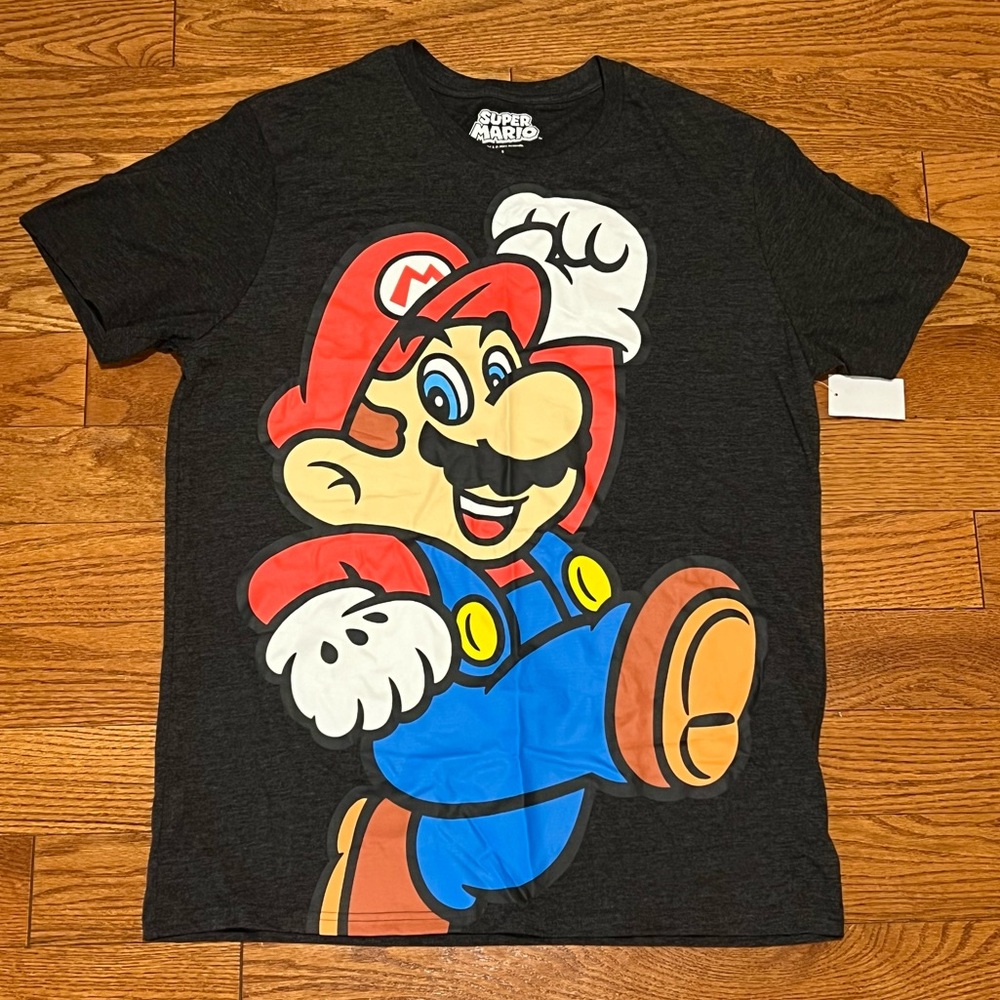 NEW - Men’s Super Mario Dark Grey T-shirt Large